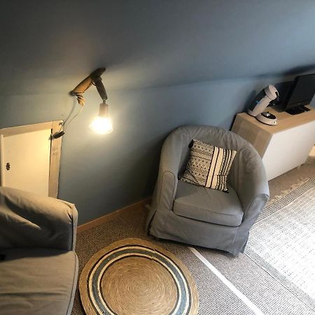 Les Tourterelles Bed & Breakfast Дюрби Екстериор снимка